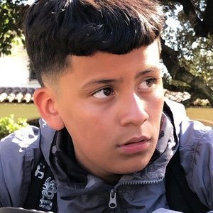 Meet your Posher, Jose